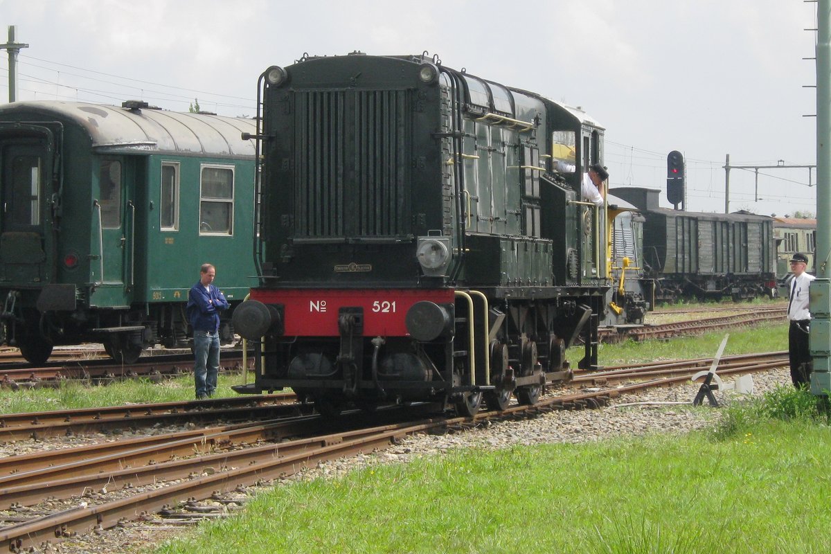 Former NS, now SGB 521 stands in Goes on 14 May 2015.