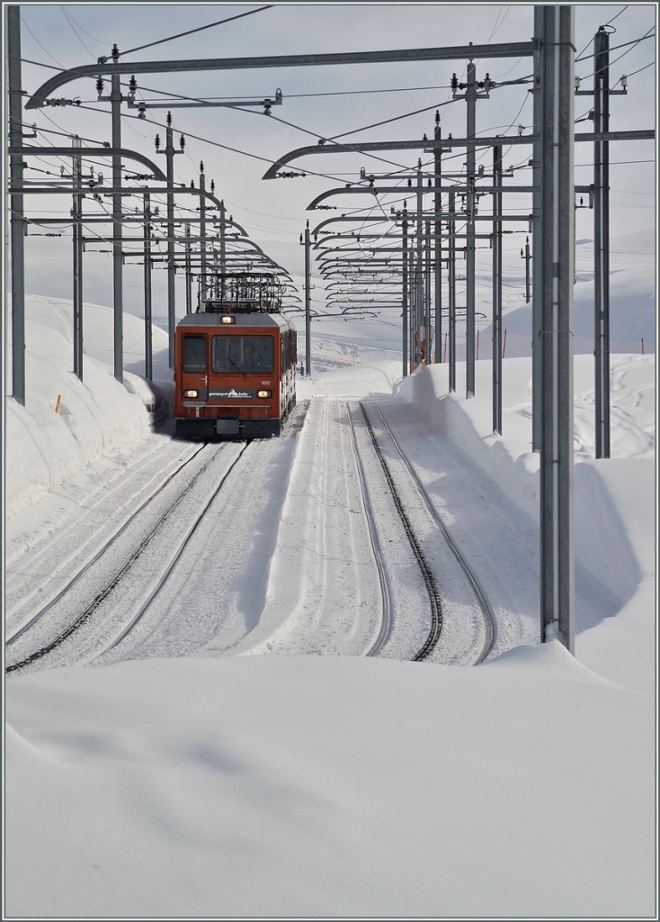 GGB Beh 4/8 3053 by Riffelberg. 27. Feb. 2012