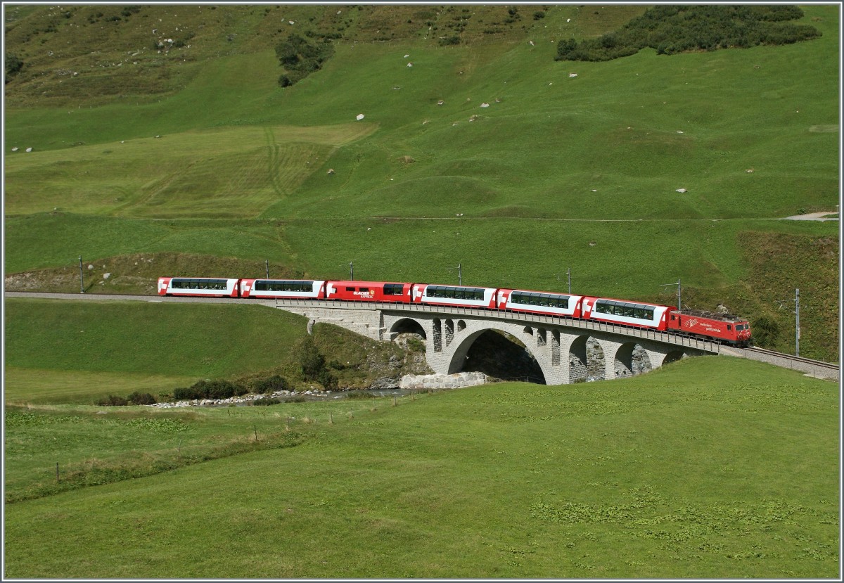 Glacier Express from Zermatt to St Moritz by Hospental.
29.08.2013