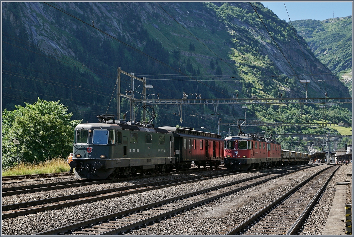 Green an red Re 4/4 II in Göschenen.
28.07.2016