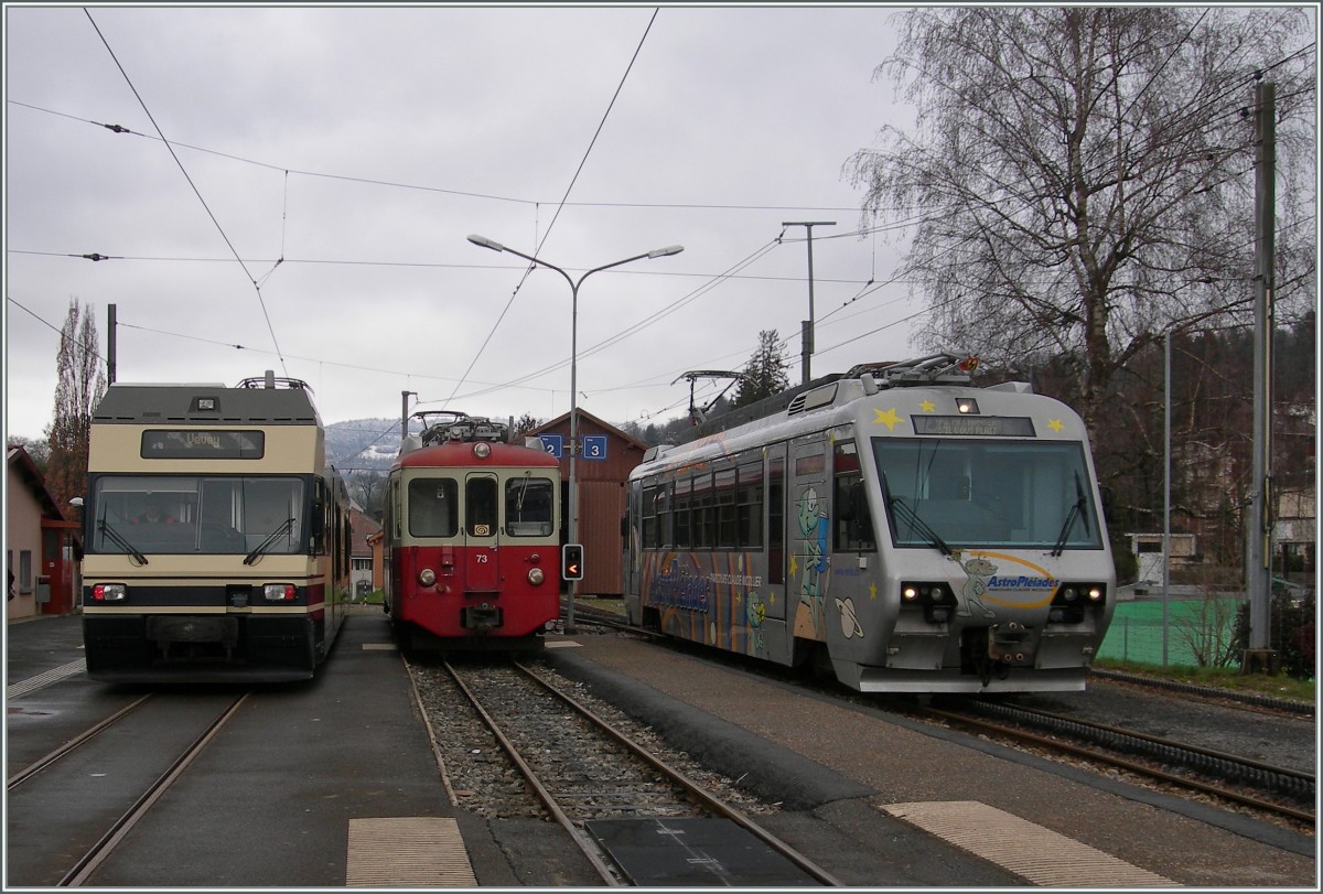 GTW Be 2/6, BDeh 2/4 73 and Beh 2/4 72 in Blonay.
24.02.2016