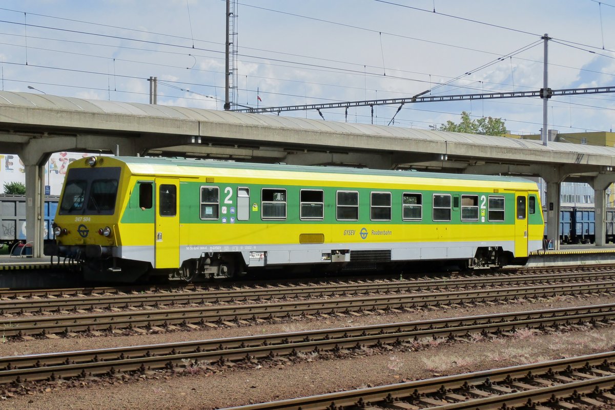 GySEV 247 504 quits Bratislava-Petrzalka for the short hop to Hegyeshalom via Rajka on 8 Mai 2018.