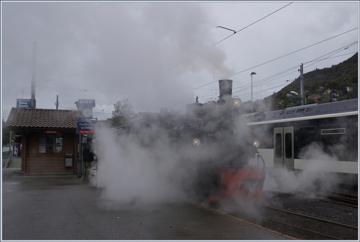 Heavy steam wiht the Blonay Chamby g 2x 2/2 105 in Blonay.

26.09.2020