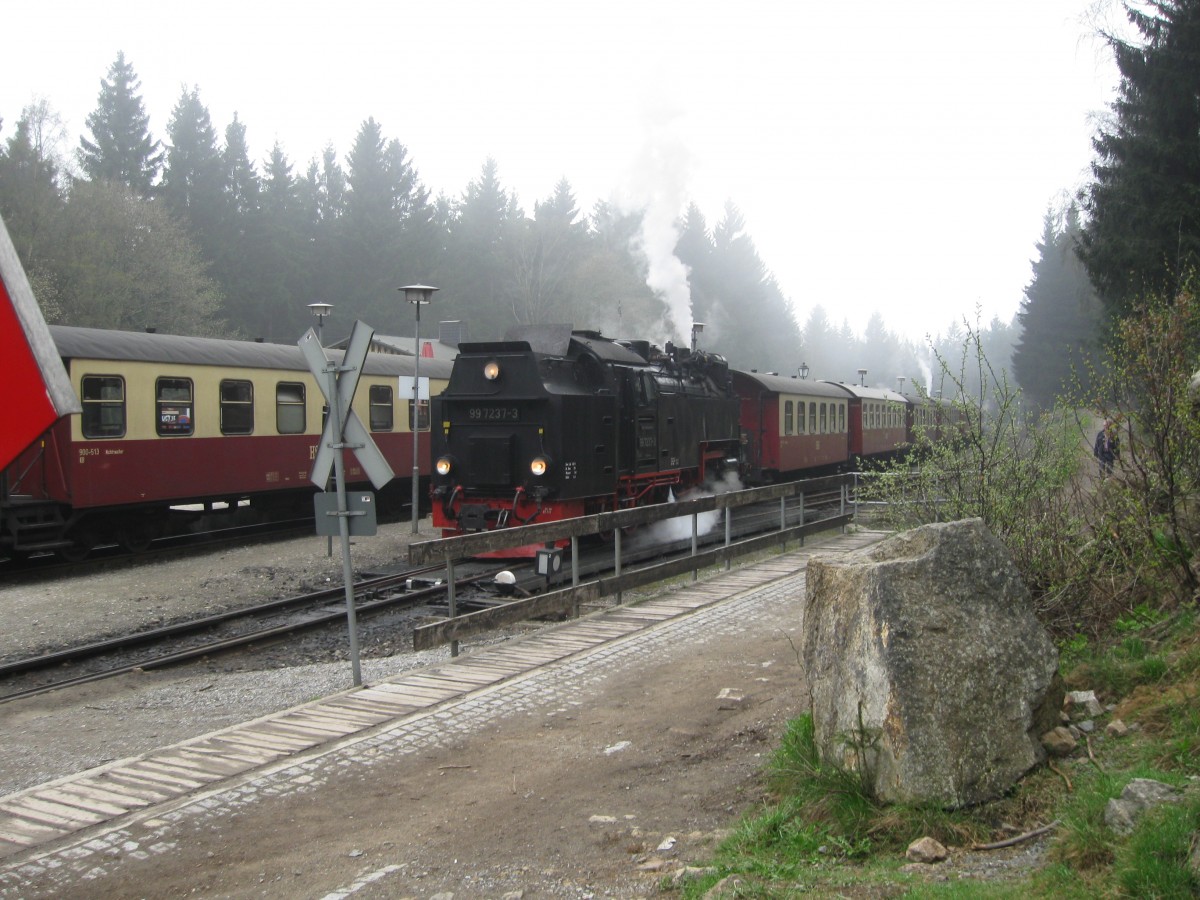 HSB 99-7237 at Schierke with a down train, may 2013.