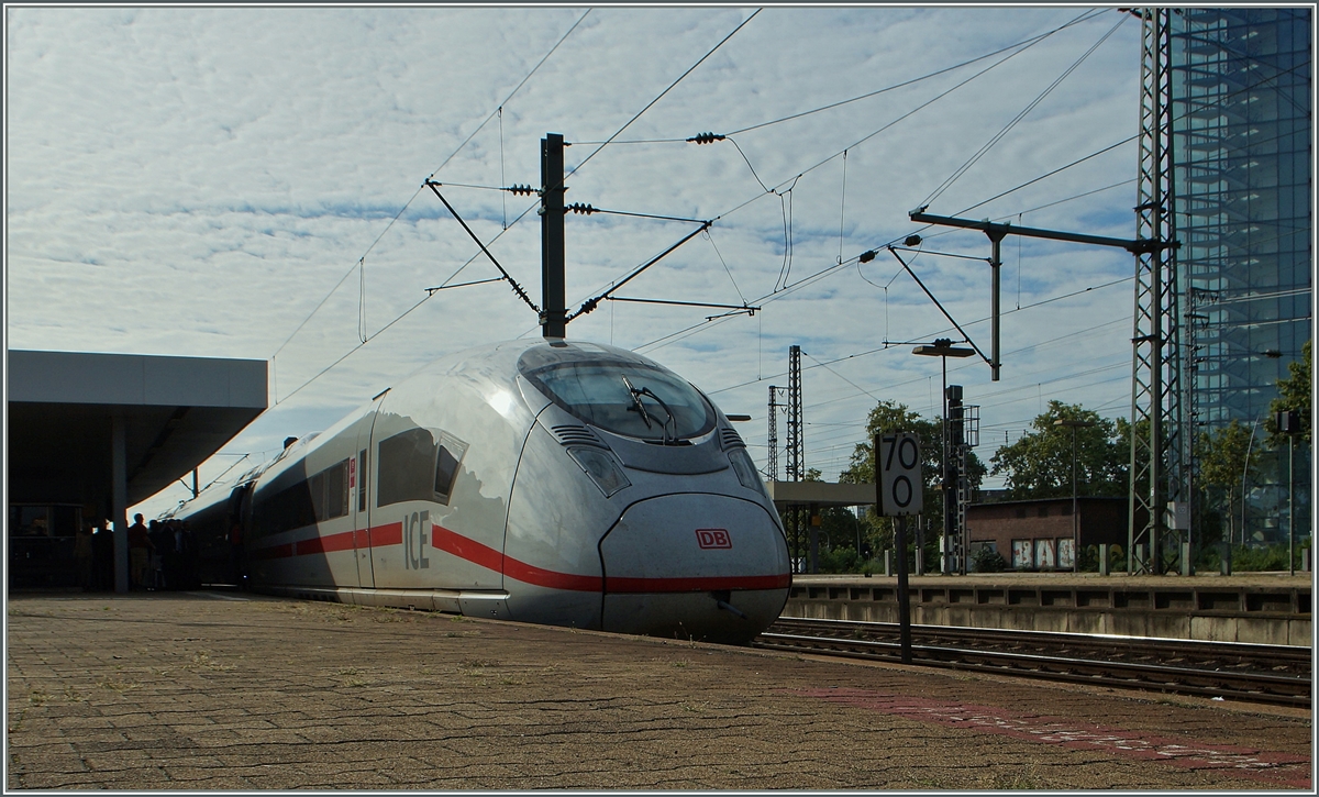 ICE 407 in Mannheim.
20.08.2014