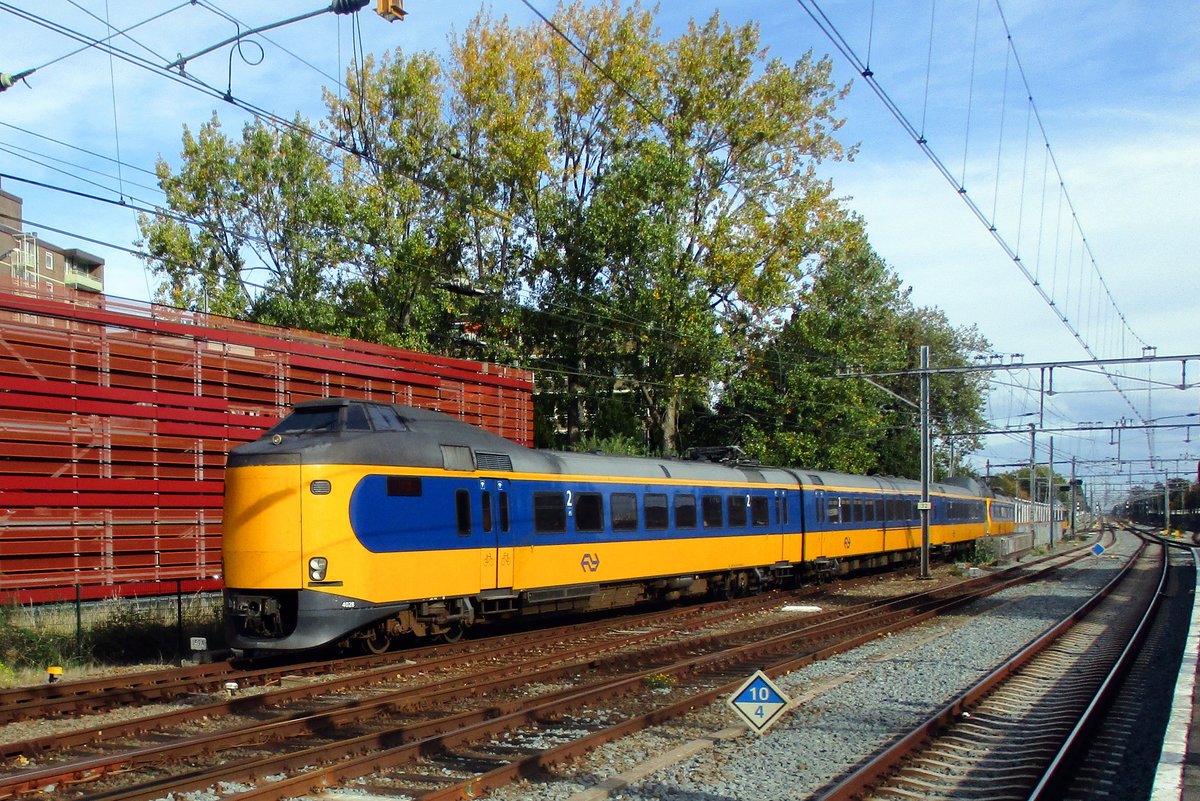 In a few seconds, NS 4028 will call at Gouda on 5 October 2018.
