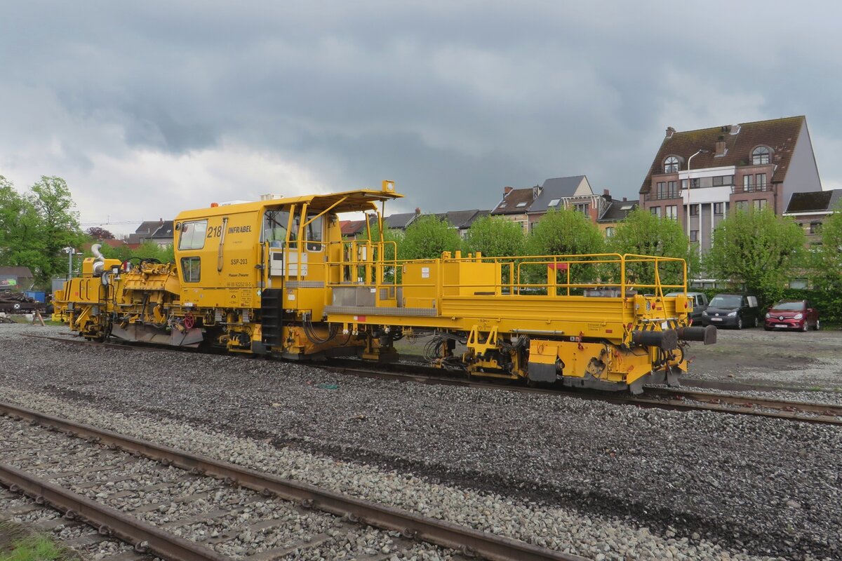 InfraBel 218 oozes at Lier on 5 May 2023.