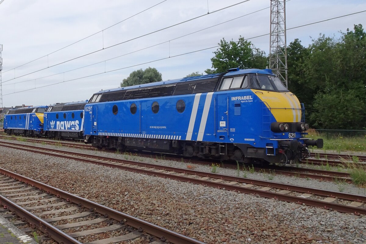 InfraBel 6291 awaits the new tasks at Lier on 14 July 2022. The weekend of 16/17 July 2022, she and three sister locos will be at work near Hasselt.