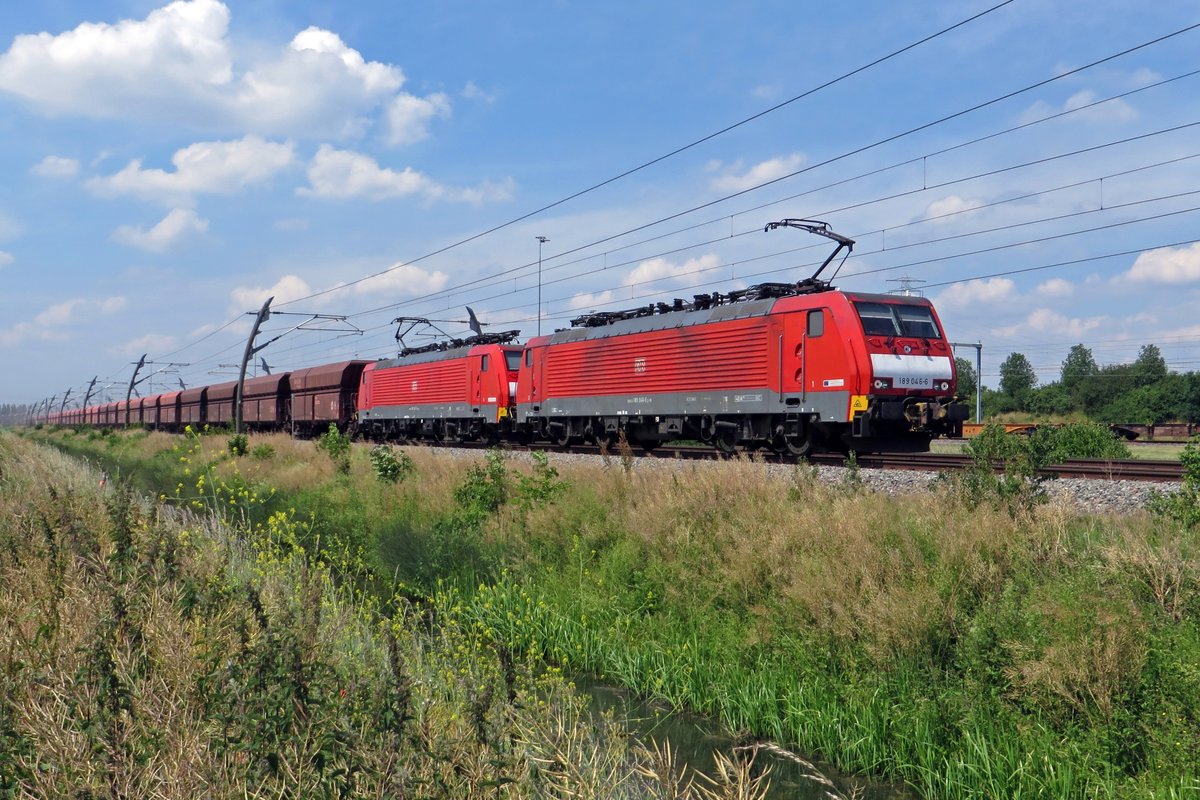 Iron ore train with 189 046 leading passes through Valburg on the Betuwe-Route freight artery on 12 June 2020. 