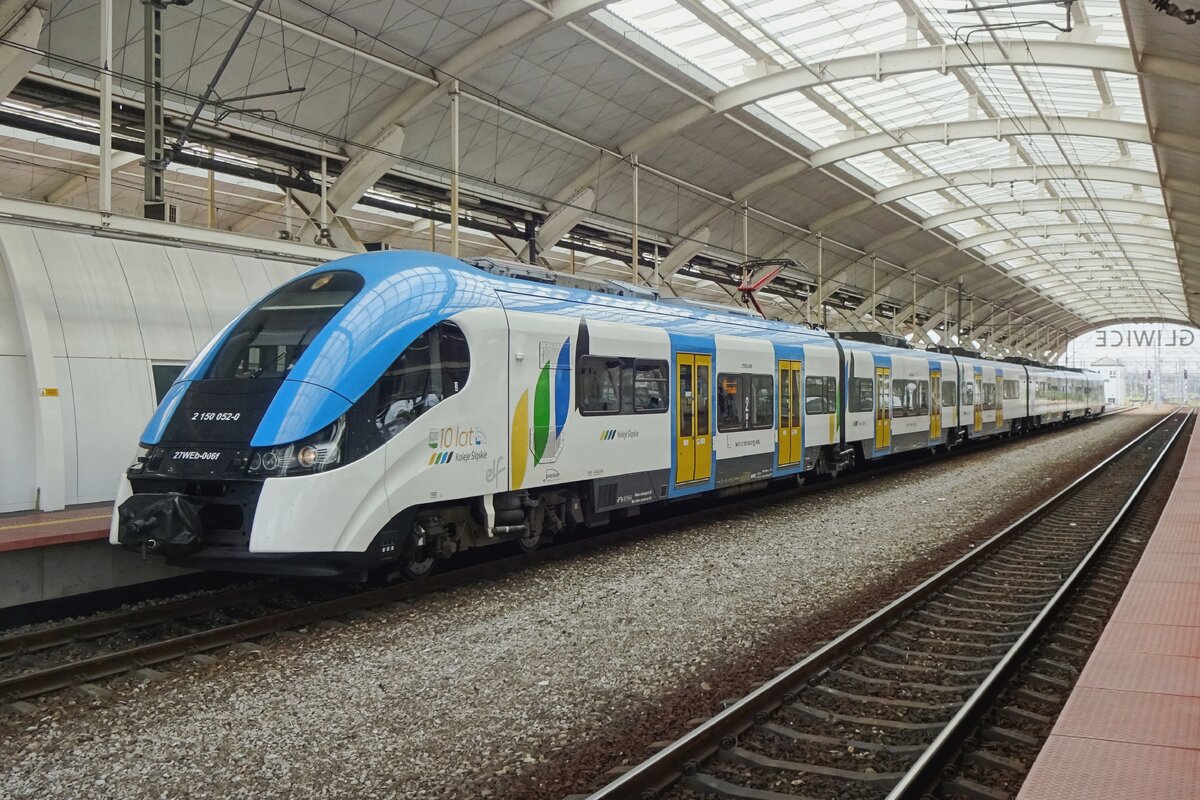 Kolej Slaskie 27WE-006 stands at Katowice on 24 August 2021.