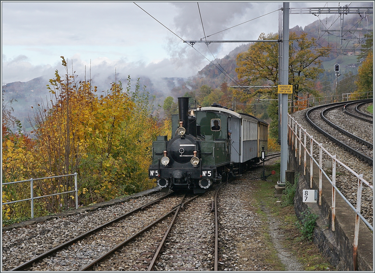 LA DER 2020 by the Blonay-Chamby: The ex LEB G 3/3 N° 5 now by the Blonay-Chamby Railway is arriving at Chamby

24.10.2020
