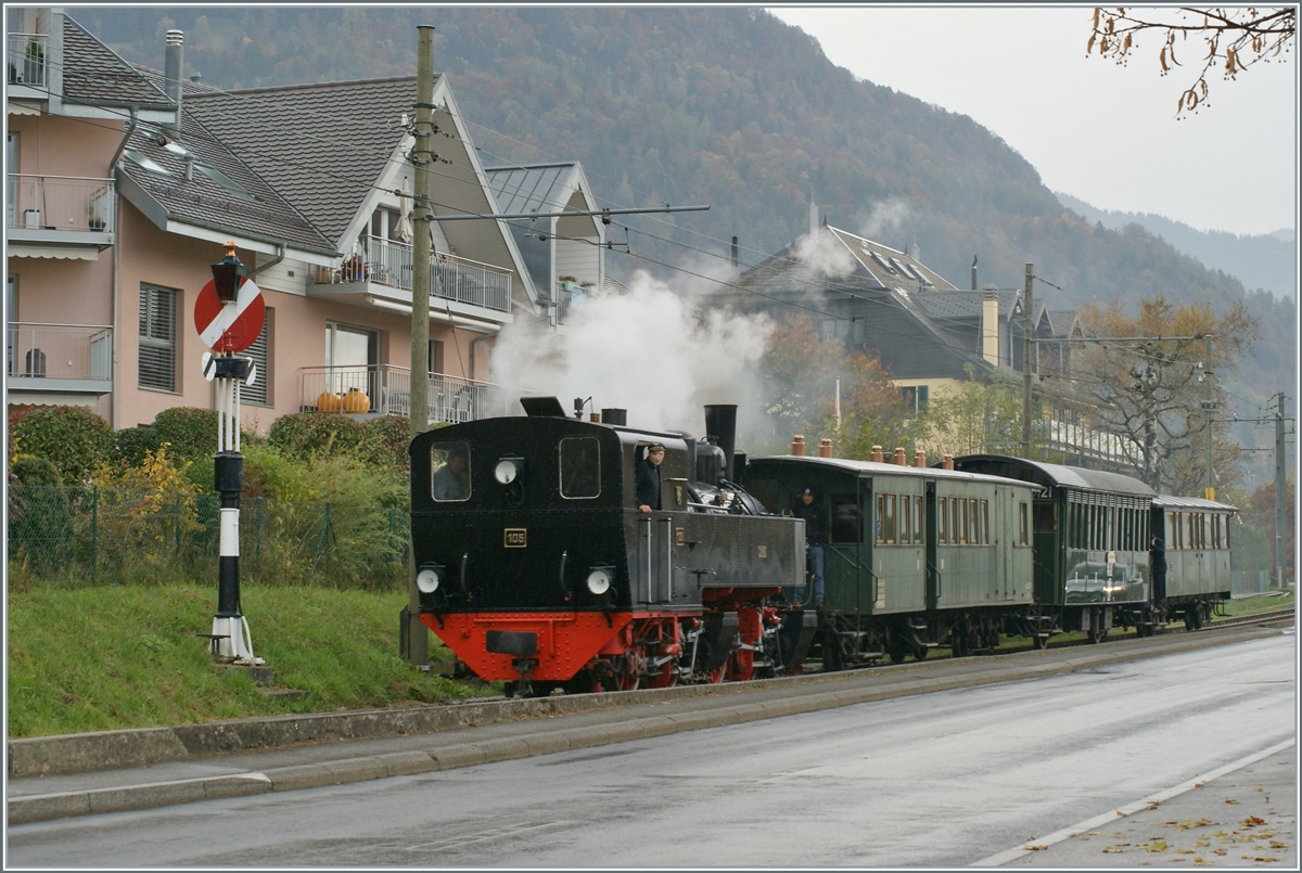 La DER du Blonay-Chamby / the Blonay-Chamby Saison End 2021: the G w2x 2/23 105 is arriving at Blonay. 

30.10.2021