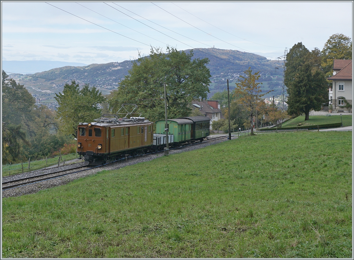  La DER du Blonay-Chamby 2023  - Di Bernina Bahn RhB Ge 4/4 81 of the Blonay-Chamby Bahn is on the way to Chamby with a mixed train at Chaulin.

Oct 28, 2023