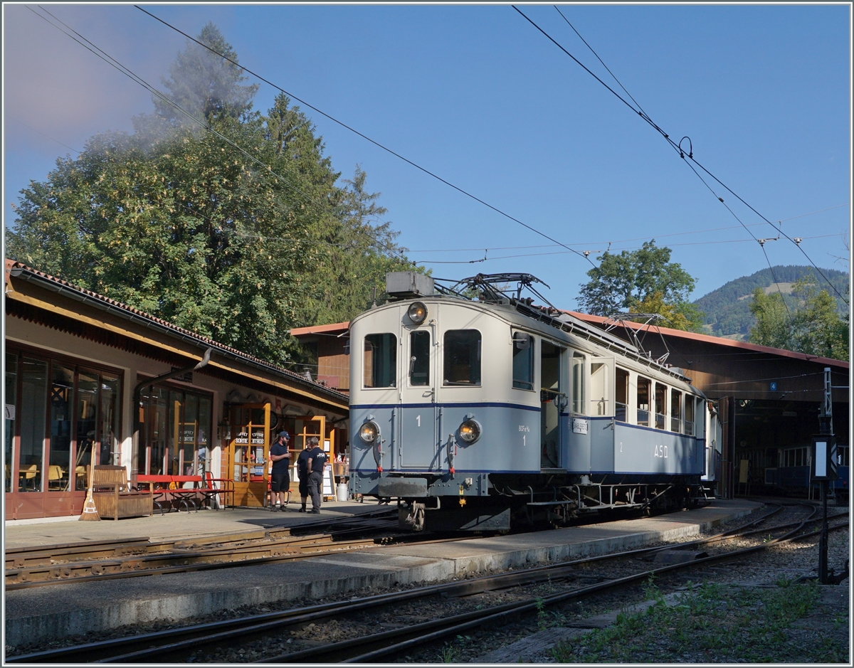  Le Chablais en fête  at the Blonay Chamby train. The opening of the first section of the Bex - Villars 125 years ago, as well as the merger of some routes in the Chablais 80 years ago, was the reason for this year's autumn festival  Le Chablais en fête . A special attraction is the TPC's ASD BCFe 4/4 N° 1  TransOrmonan  with its B 35 as a guest vehicle. The picture shows the BCFe 4/4 N° 1, built in 1913 and rebuilt in 1940, after its arrival in Chaulin

Sept. 10, 2023