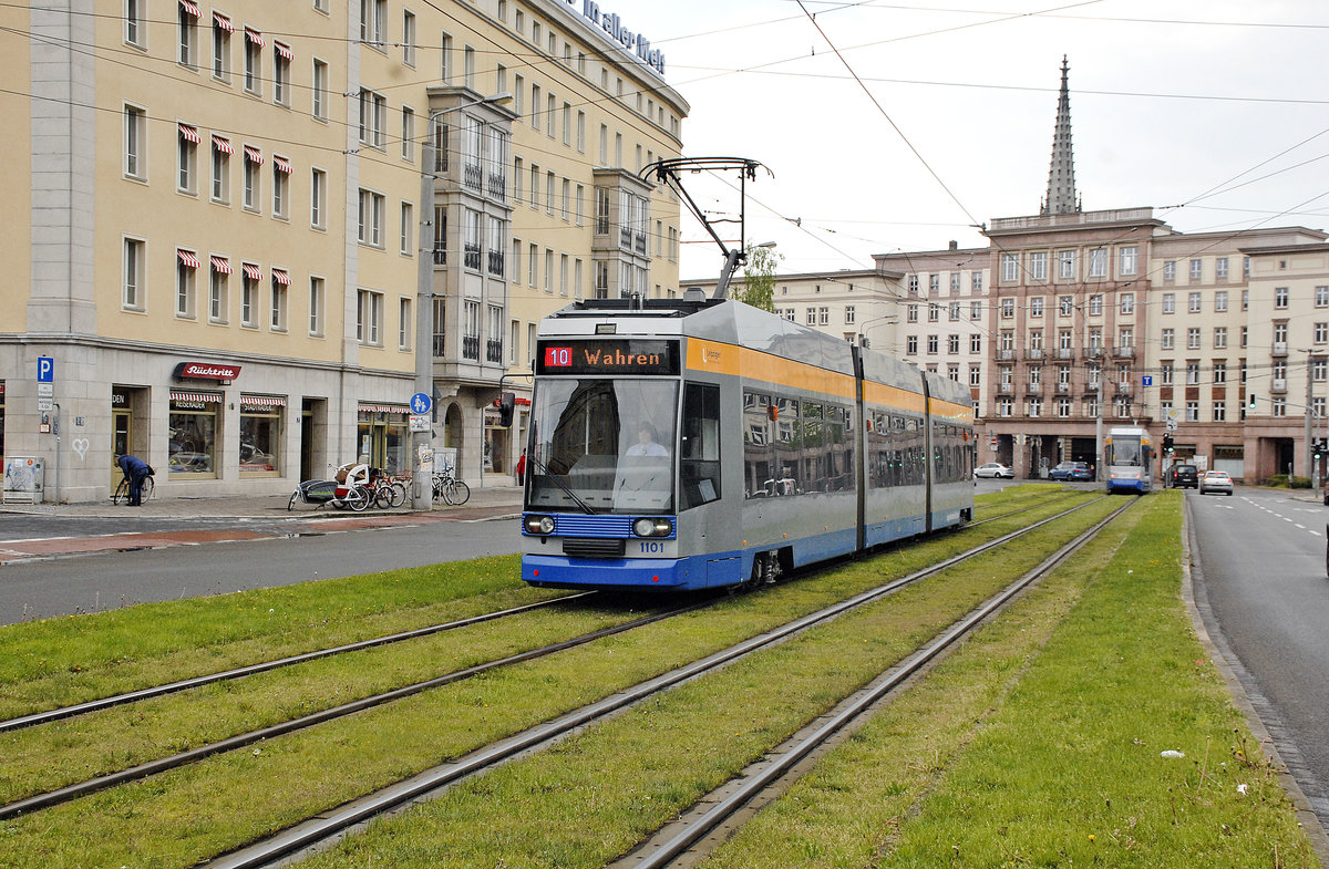 Line 10 LVB 1101 direction Wahren in Grunewaldstraße in Leipzig. Date: April 29th 2017.