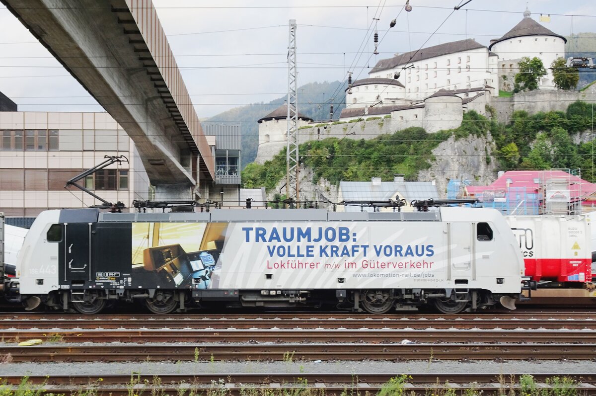 Lokomotion 186 443 still looks for new loco drivers whilst entering Kufstein on 21 September 2021.