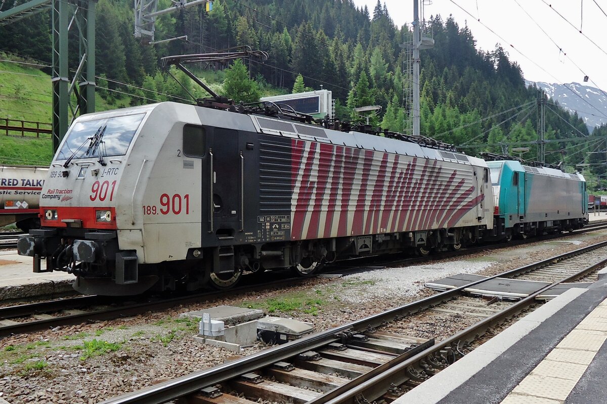 Lokomotion/RTC 189 901 stands at Brennero on 4 JUne 2015.