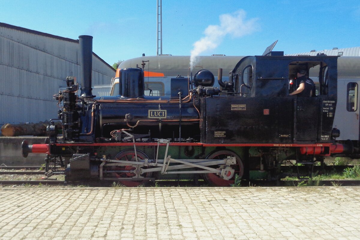 LUCI, a.k.a. 88 993, offers cab rides at the BEM in Nördlingen on 1 June 2019.