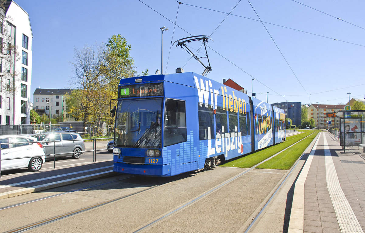 LVB 1127 (line 1 to Lausen) in Käthe-Kolwitz-Straße in Leipzig. Date: April 30th 2017.