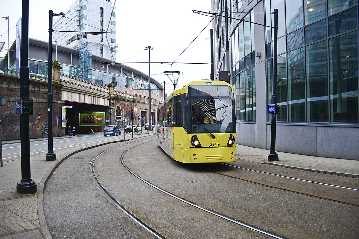 Manchester Metro Link Tram 3076 (Bombardier M5000) on London Road. Date: March 11, 2018.