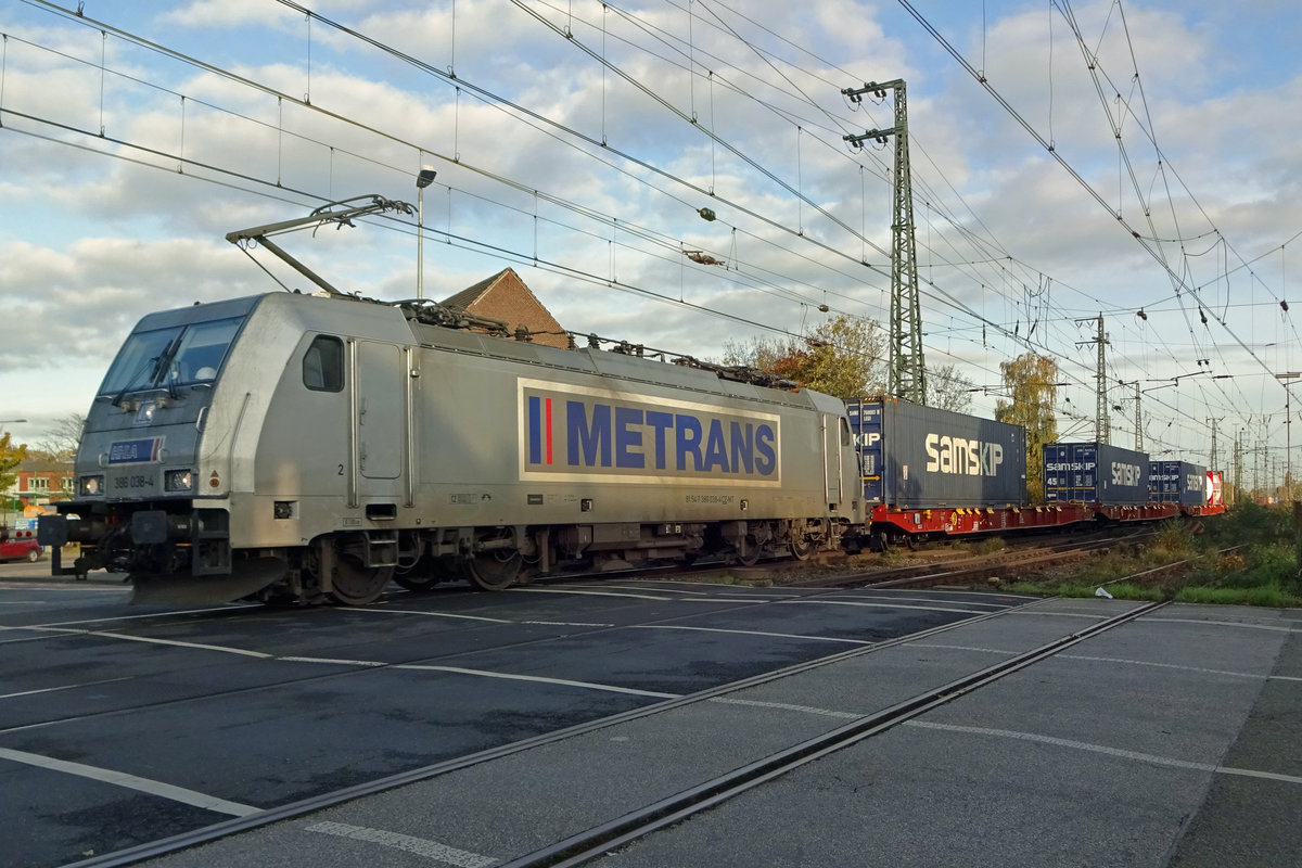 Metrans 386 038 leaves Emmerich on 8 November 2019.