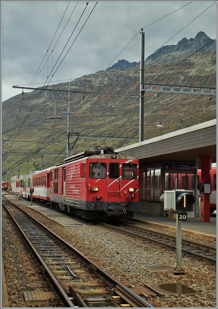 MGB De 4/4 in Andermatt. 
10.10.2014