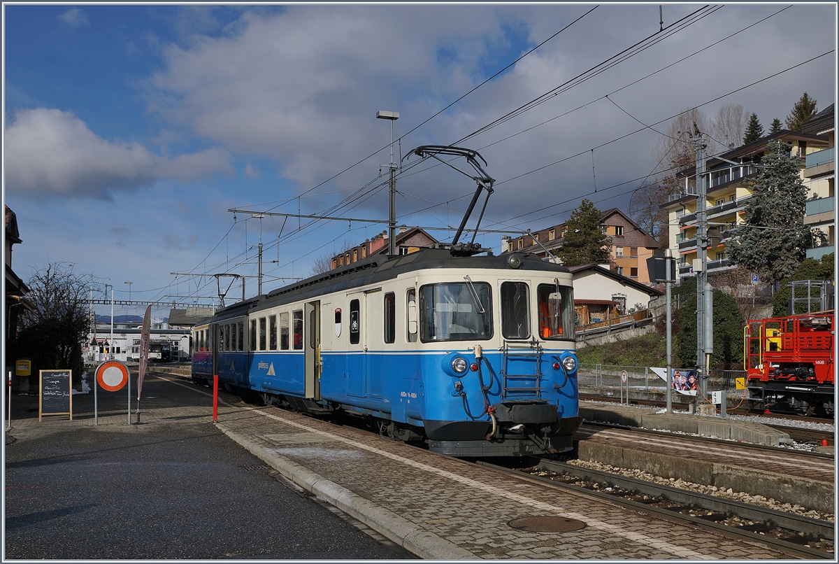 MOB ABDe 8/8 4004 FRIBOURG in Chernex.

18.01.2019
