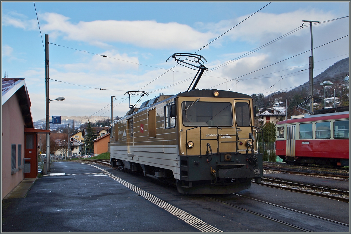 MOB GoldenPass GDe 4/4 in Blonay. 
9.12.2014