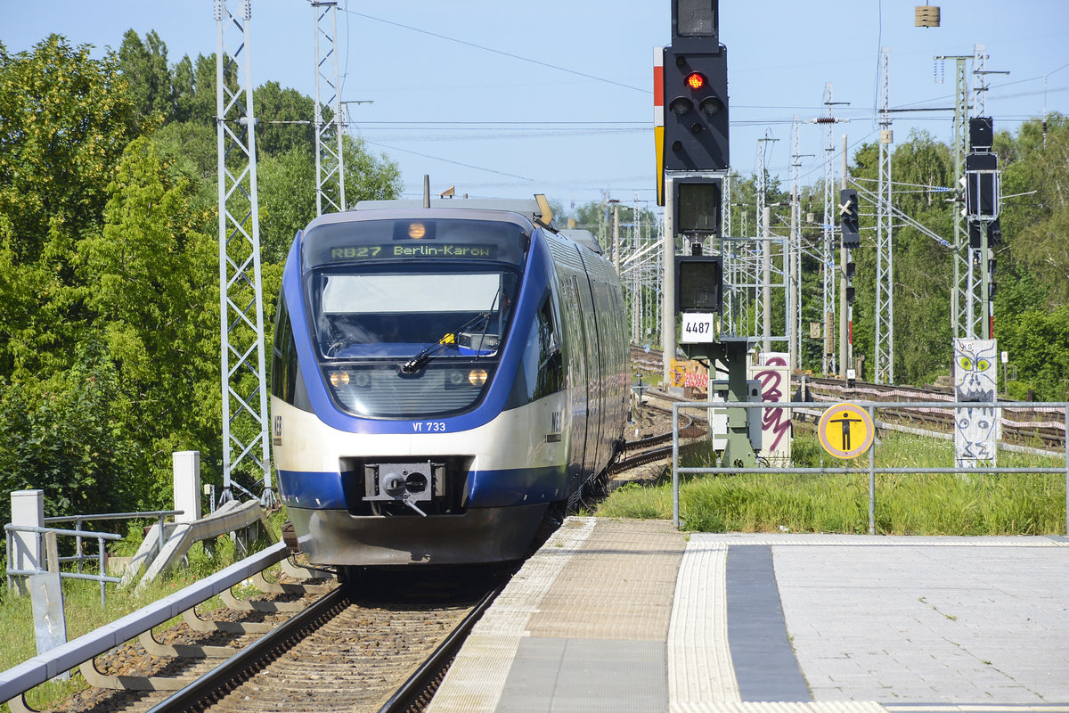 Niederbarnimer Eisenbahn - Regional train RB 27 (Bombardier VT 733 »Talent«) arriving at Berlin-Karow. Date: 8 June 2019.