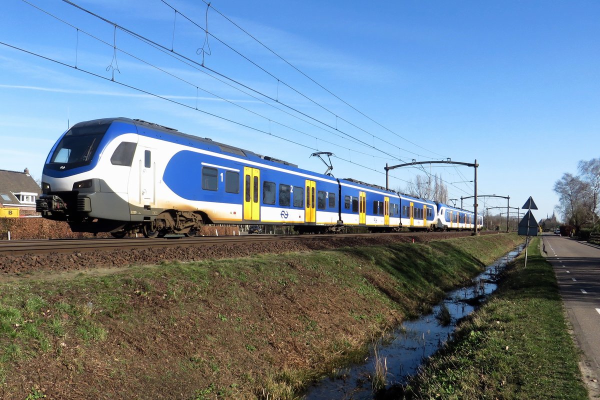 NS 2229 passes through Boxtel on 24 February 2021.