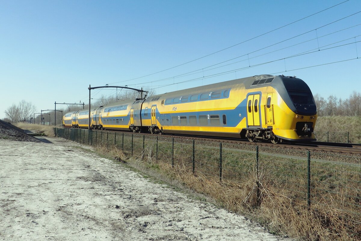 NS 9418 passes Tilburg-Reeshof on 8 March 2022.