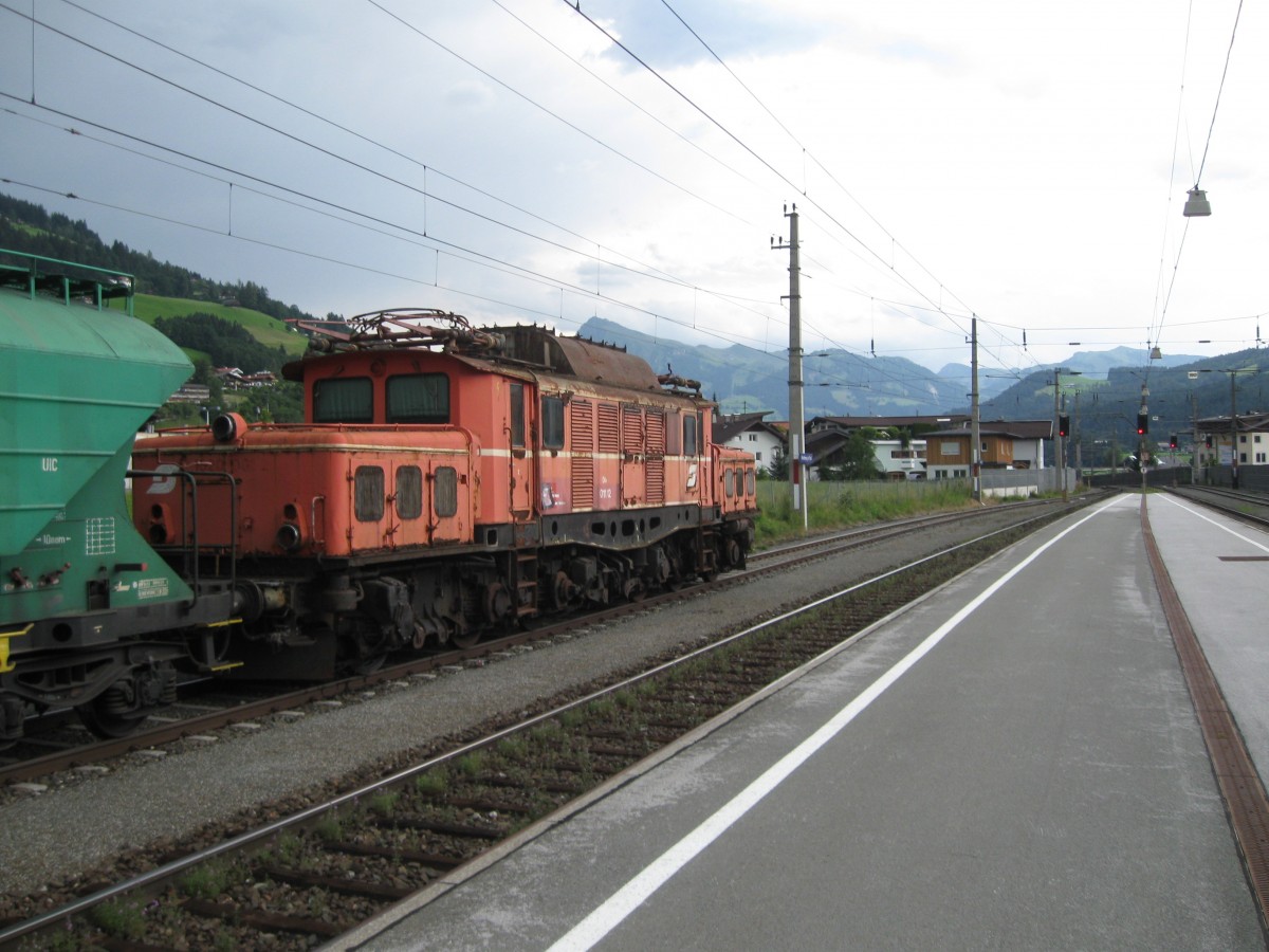 OBB 1020 001 at Kirchberg in Tirol, August 2012