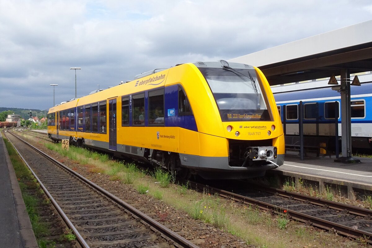 Oberpfalzbahn 1648 707 stands in Schwandorf on 27 May 2022.