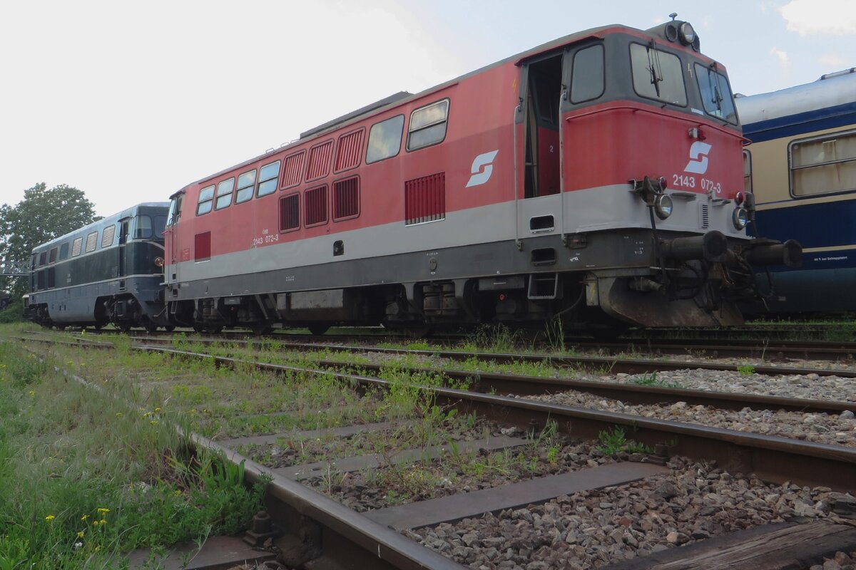 ÖBB 2143 072 has become part of the collection of the Heizhaus Strasshof and is seen on 21 May 2023 at the Heizhaus during the Diesel Days.