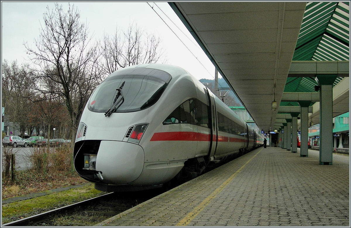 ÖBB ICE 4011 in Bregenz. 
08.02.2007