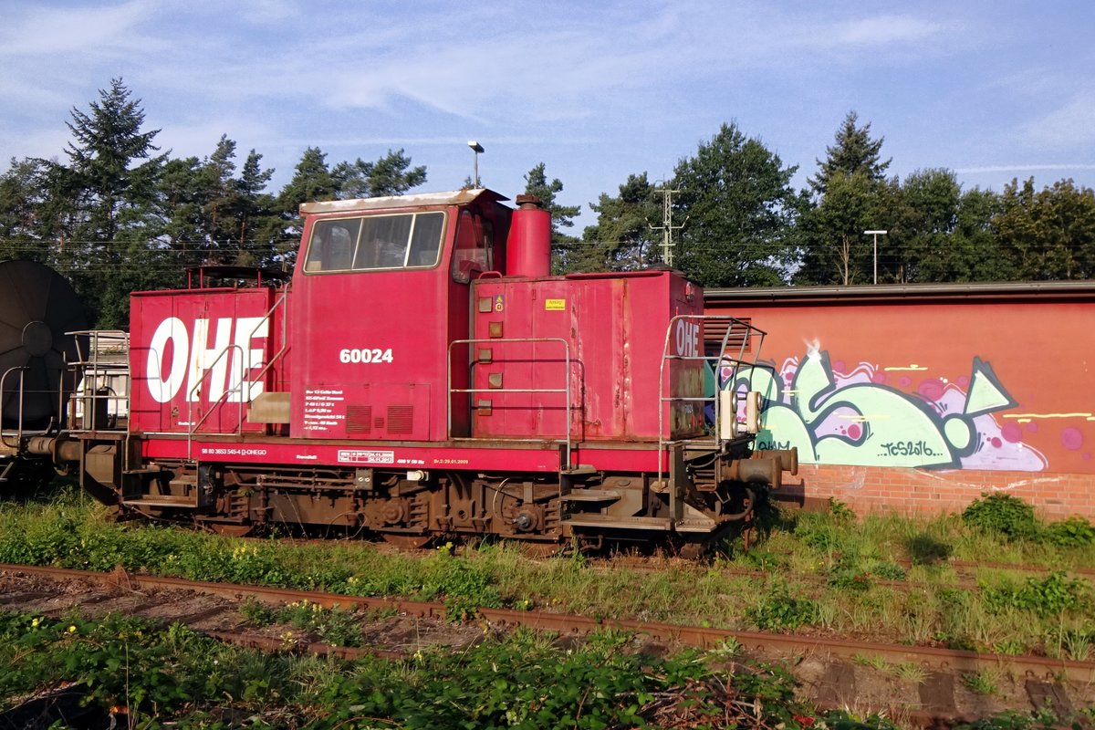 OHE 60024 stands at Celle on 16 September 2020.