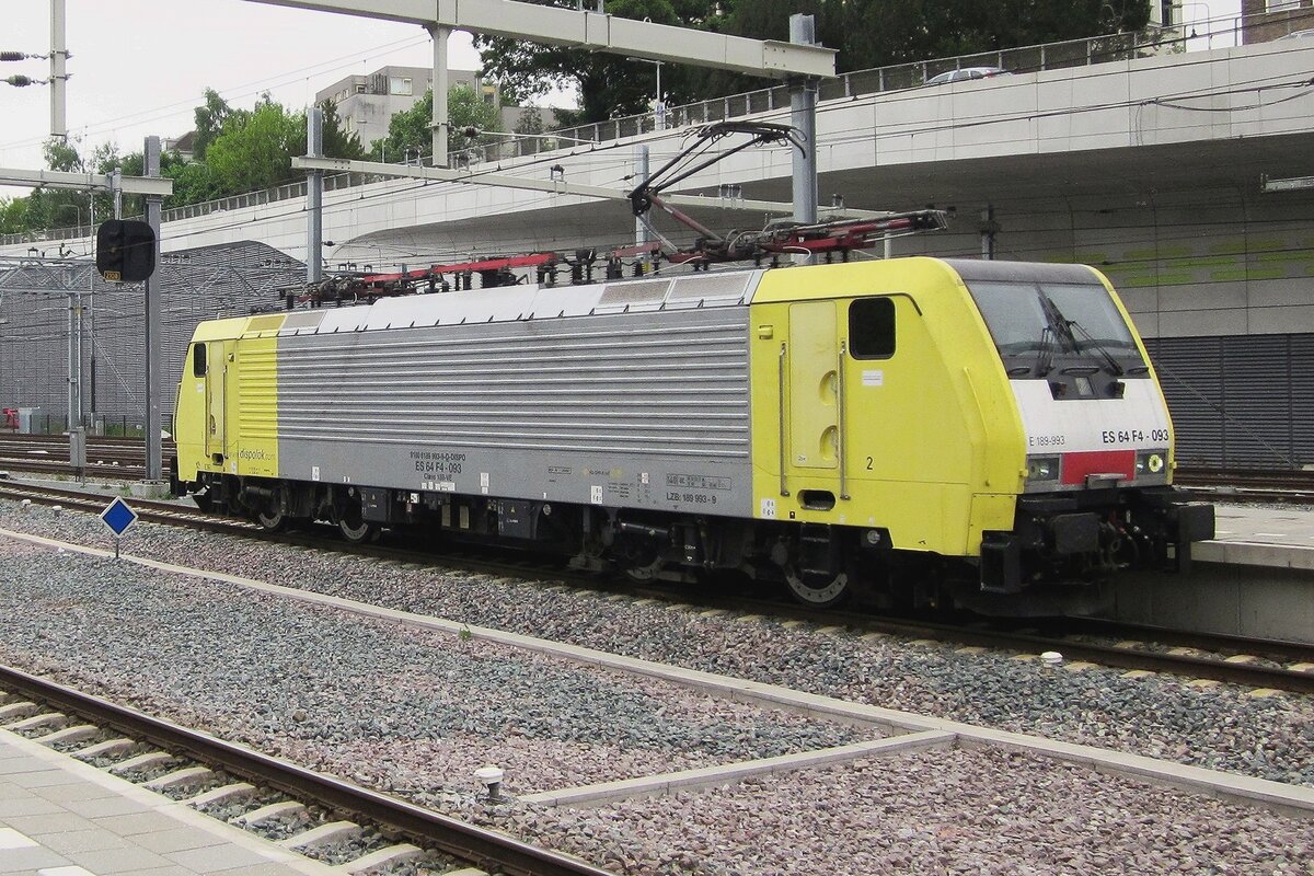 On 1 June 2013 DispoLok 189 993 finds herself back at Arnhem, doing work for RTB Cargo.