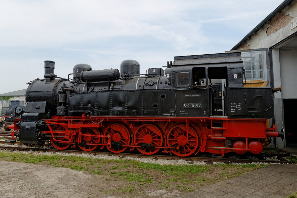 On 1 June 2018 ex-KPEV 94 1697 stands in the BEM in Nördlingen.