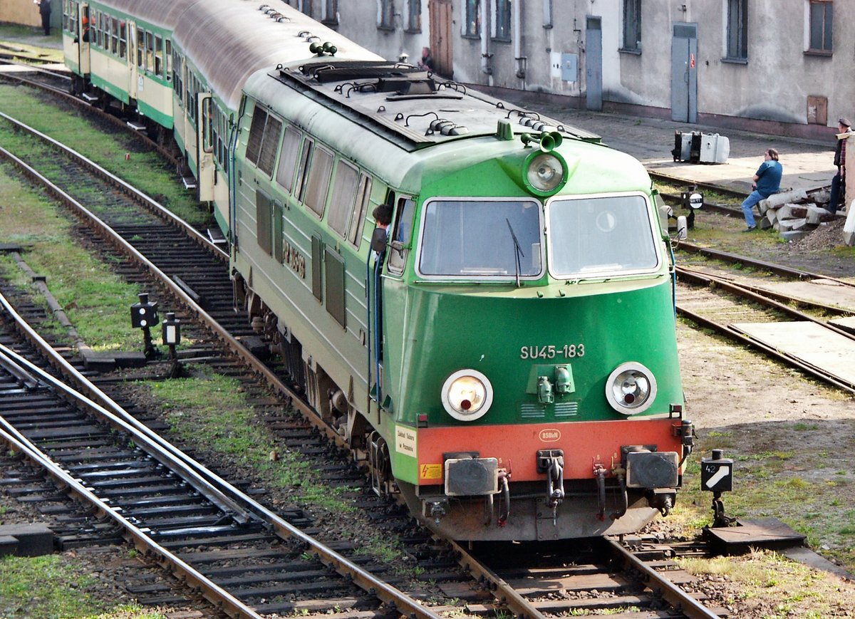 On 1 May 2011 SU45-183 leaves Wolsztyn.