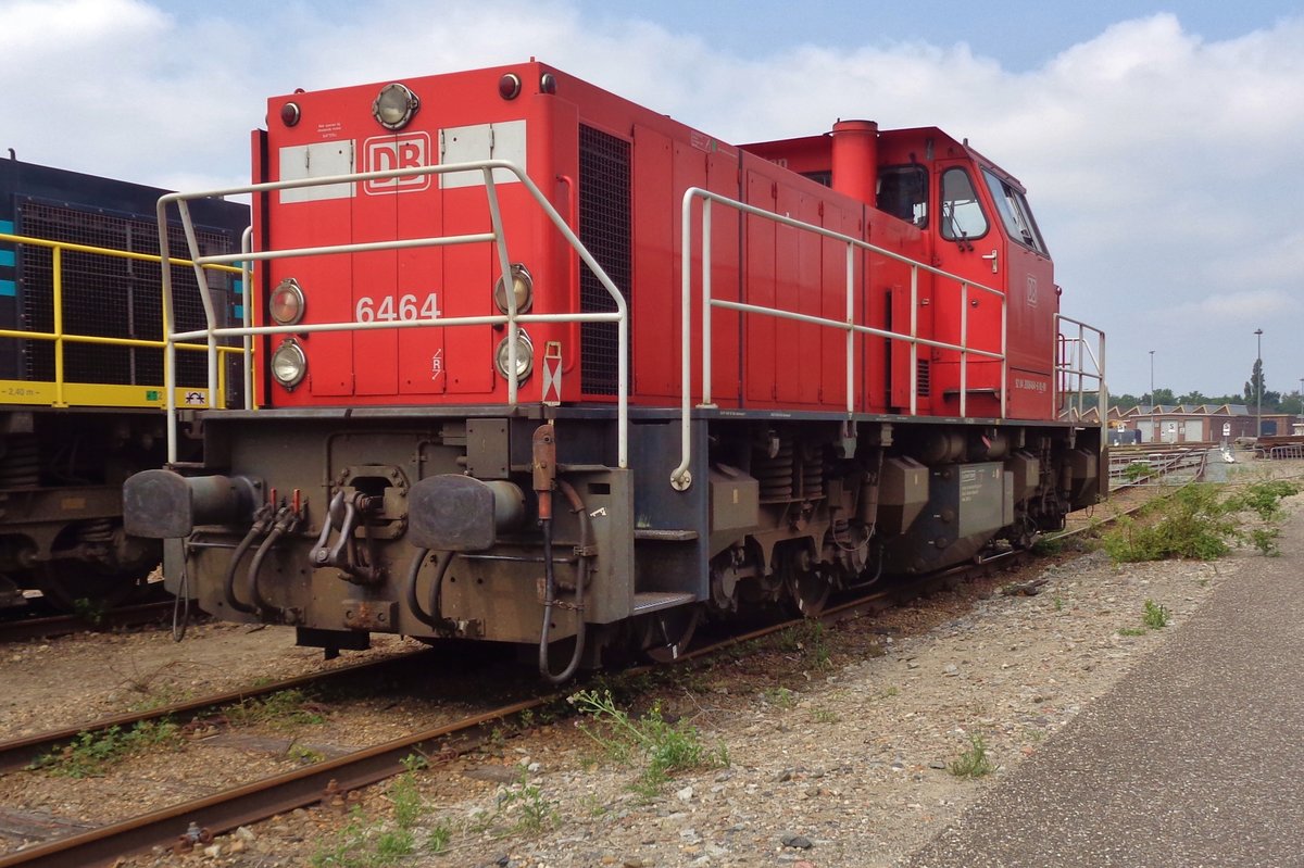 On 10 June 2018 DBC 6464 stands at an exhibition in Blerick.