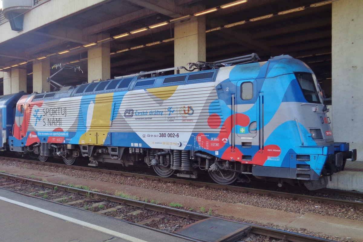 On 10 September 2018 CD 380 002 shows up at Budapest-Nyugati.