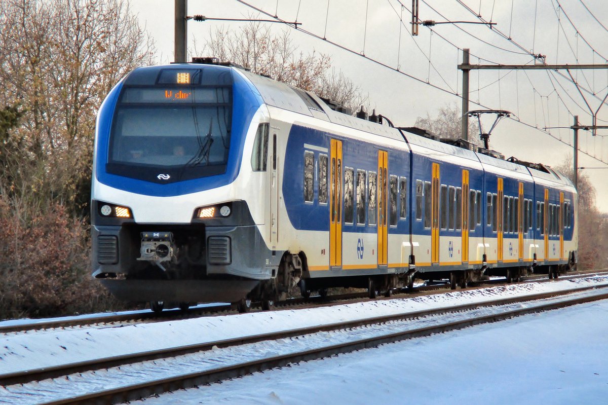 ON 12 December 2017 NS 2513 approaches Wijchen.