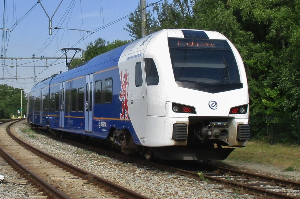 On 12 July 2017 Arriva 463 quits Schin-op-Geul.