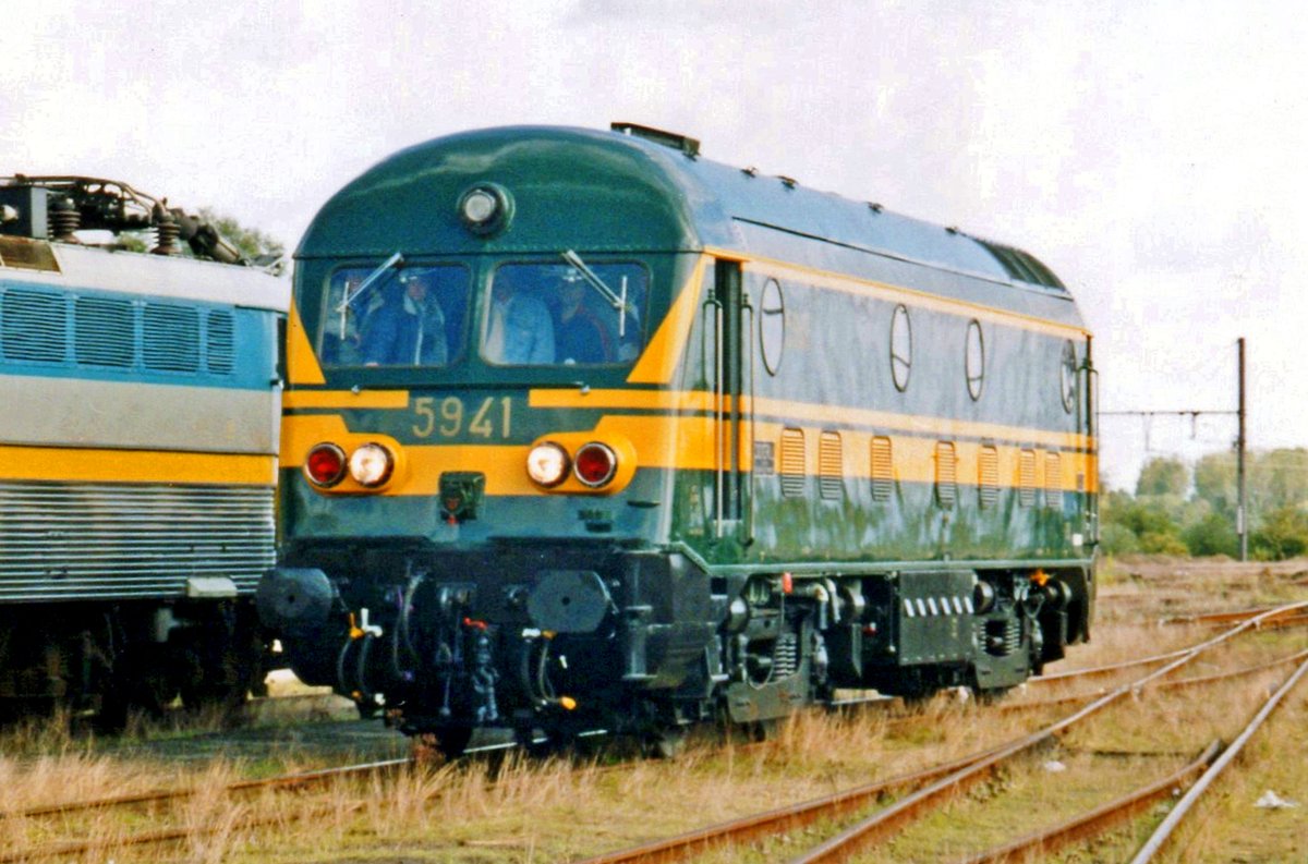 On 12 September 2004 PFT-TSP 5941 stands in Saint-Ghislain.