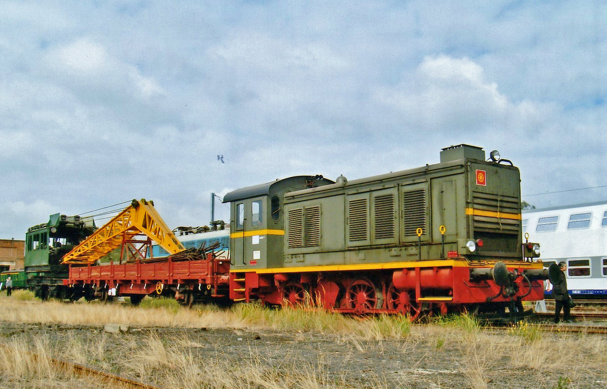 On 12 September 2009 PFT-TSP present ex-Belgian Royal Army 42.550 in Saint-Ghislain.