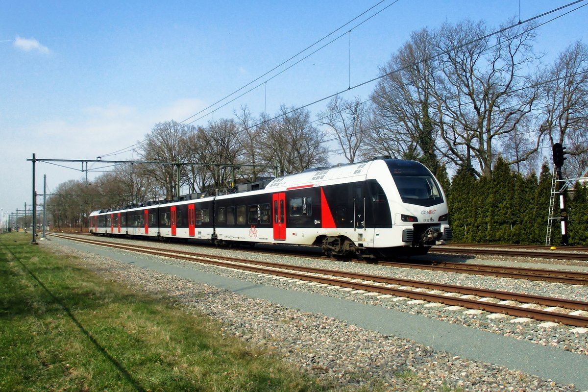 On 14 August 2019 Abellio ET25-2306 leaves Zevenaar.