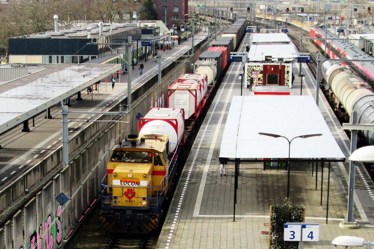 On 14 February 2014 Strukton 303001 was temporary rented by LOCON and hauls on that day an intermodal through Breda.