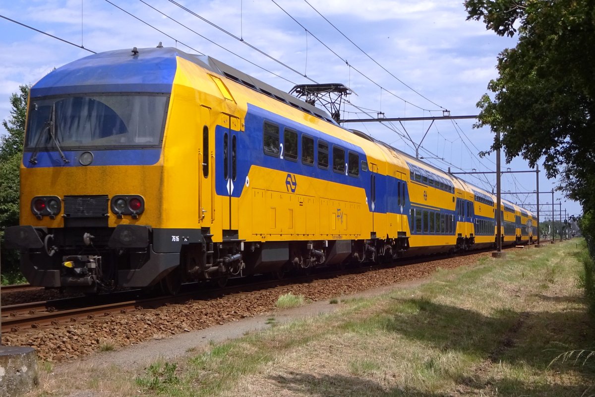 On 14 June 2019 NS 7616 speeds through Wijchen.