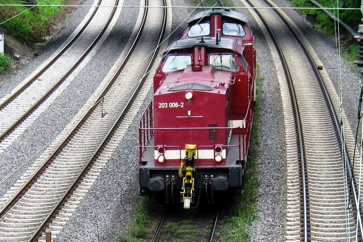 On 14 May 2007 EfW 203 006 passes through Duisburg Abzw.Lotharstrasse.