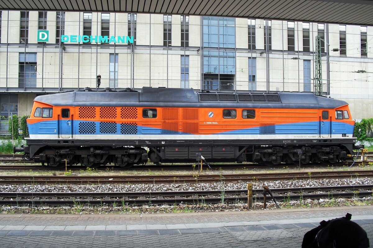 On 15 May 2012 NbE 232 105 stands stabled at Regensburg Hbf.